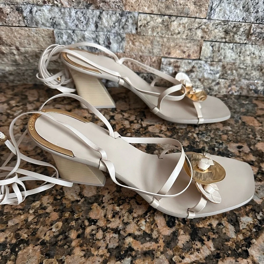 Tory Burch Knotted Leather Ankle-Tie Sandals New Cream